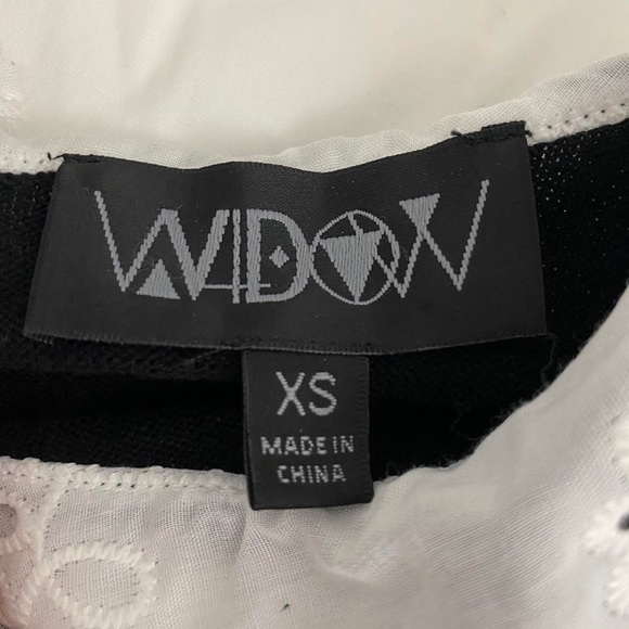 edgy bunny rag doll gothic oversized sweater with lolita babydoll lace collar - Picture 4 of 6